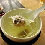 仙臺牛たん 撰 利久 - テールスープ