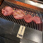焼肉 食肉卸し直営店 塩梅アンバイ - 