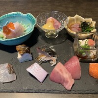 小野の離れ 博多本店 - お刺身の盛り合せ
