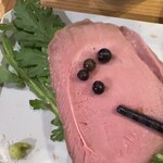 いかれたヌードル フィッシュトンズ - 鹿シンタマ肉with生胡椒