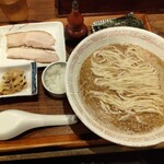 炭火焼濃厚中華そば 奥倫道 - 