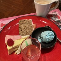 ロビーラウンジ 「マーブルラウンジ」 ヒルトン東京 - 