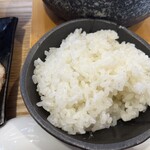 石焼つけ麺 繋 - ご飯もつきます。