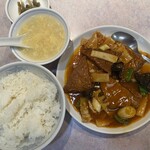 清香園 - 厚揚げ豆腐と豚肉の辛子煮