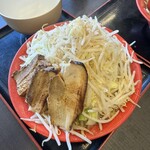 黒木製麺 釈迦力 雄 - 男の修行300g、野菜肉マシマシ