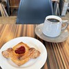P.B.Coffee - 料理写真:コーヒーとデニッシュ