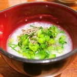 旅籠 - お通し、優しい味のおかゆ