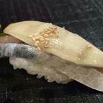 鮨 波やし - ［３回目］鯖の握り