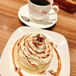 高倉町珈琲 - 栗のクリーム リコッタパンケーキ(ハーフサイズ)、ブレンドコーヒー