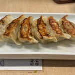 Hitokuchi Gyouza Sutoraiku - ①焼き餃子 290円