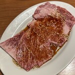 焼肉 バリバリ - 最強レベル。特上ロース