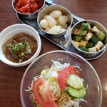 ダイニング・カフェ モア - 小鉢サラダ漬け物