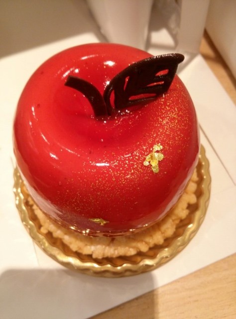 お み や げ の真っ赤なりんごのレアチーズケーキ By マリユウミーママ 閉店 銀のぶどう 小田急新宿店 新宿 ケーキ 食べログ