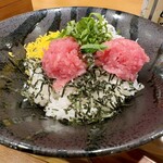 Kokosu - 「まぐろたたき＆しらす丼」(1190円)