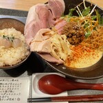 鯛担麺専門店 抱きしめ鯛 - 