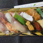 ふる川 - テイクアウトの寿司パック