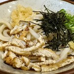 大島うどん - 香ばしい刻み揚げ入り