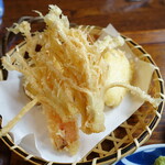 手打ちそば 楓 - 天ぷら3種