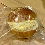 THE CITY BAKERY - ミニバンズたまごサンド399円