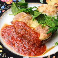 豚とモッツァレラの重ね焼きオレガノ香るピッツァイオーラ