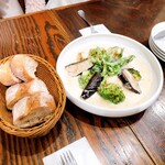 キッチン＆ワイン アガリス神楽坂 - 