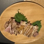 Musasabi - 朝引きとりもも肉のタタキ　