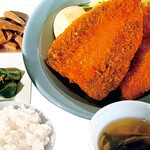 Fried horse mackerel set meal