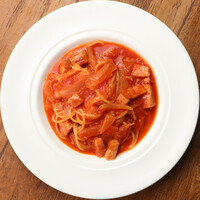 ベーコンと玉ねぎのトマトソース〜アマトリチャーナ〜