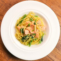 サーモンとほうれん草のオイル