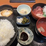 まぐろ料理紀文 - 