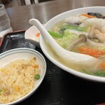 中華料理 蜀香園 西新宿 - 