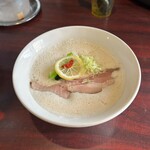 ナカムラボ。TOKYO - 鶏白湯そば