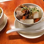 やきとん まるわ - まるわ もつ煮込み(by研磨王)