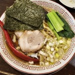 金町製麺 - 上品な家系そば