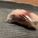 竹荚鱼寿司
