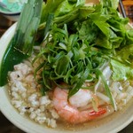アンゴン - フーティユ　南部名物　肉と海鮮ミックスフォー