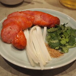 豚中華 大阪焼売珍 - 中華ソーセージ