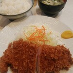 まるやま食堂 - まるとくロースカツ定食