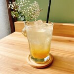 Cafe GOIS - 自家製レモンスカッシュ♡なにこれ美味しい〜♪と思わず呟きました！