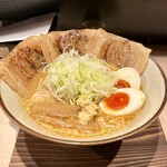 創作ラーメン STYLE林 - 札幌味噌炙り焼豚麺 ¥1200