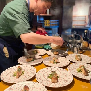 日替わりの特選メニューが堪能できる「グルートンコース4品」