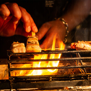 [Exquisite charcoal grilled] Beef skewers, pork skewers, yakitori, Kawachi duck