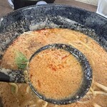 麺処 ごまや - 辛いながら、とても食べやすい仕上がり。いやー旨いね！