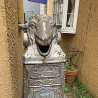 ラ・トゥーエル - 