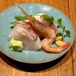 日々魚数寄 東木 - お造り めじまぐろ霜造り ひらすずき 甘海老 黄身醤油