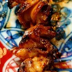やきとり家 錦海まる - 鶏皮（たれ）