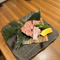 神戸牛焼肉 石田屋。Hanareの上 - 