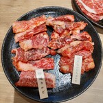 Kokusangyuu Yakiniku Kuidon - 食べ放題