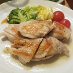 キッチン ブルー グローブ - 正面から、大きめチキンは・・６個です