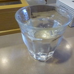 Tanuki - 2013,Dec　水のコップがデュラレックスってのが今時、あはは。